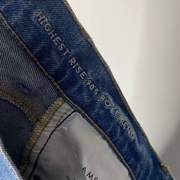 American Eagle Highest Rise 90s Boyfriend Jeans 4 Short - Picture 7 of 9